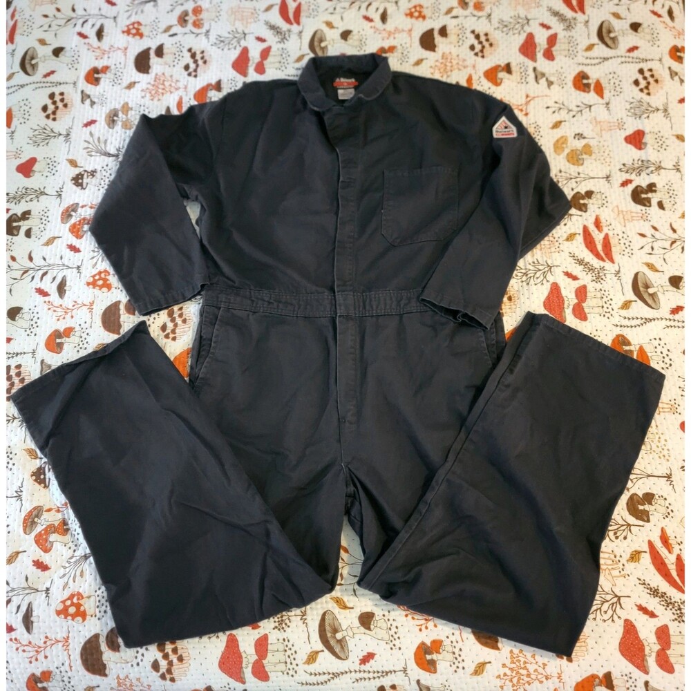 Bulwark FR Flame Resistant 2112 Coveralls Mens 46-RG Black Workwear CAT 2